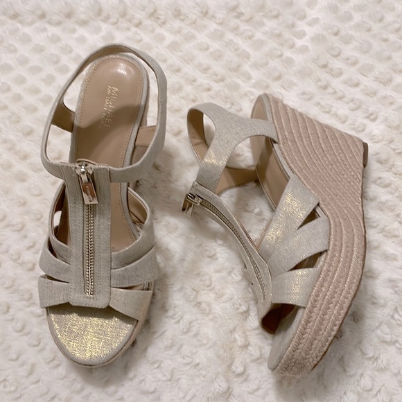 MICHAEL Michael Kors Shoes - NWOT Michael Kors light tan metallic sandal wedges